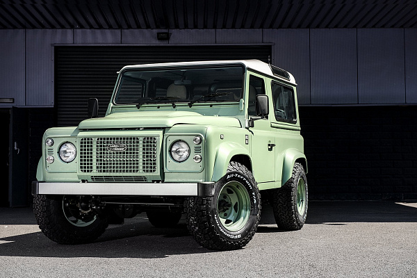 Land Rover Defender I
