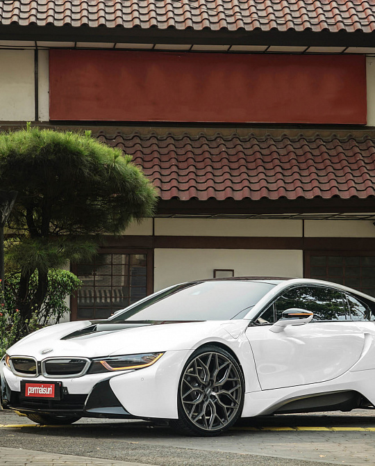 Фото дисков HF-2 Сатиновый графит на BMW i8