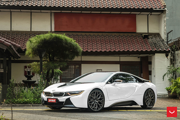 Фото дисков Vossen HF-2 Сатиновый графит на BMW i8