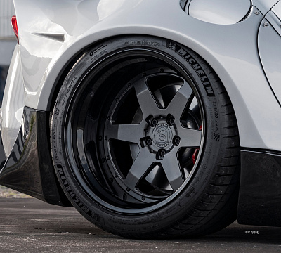 Фото дисков Strasse Wheels S6 Competition на Toyota Supra A90
