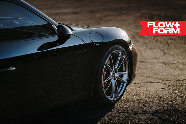 Фото дисков HRE FF04 Серебро на Porsche 911 VII