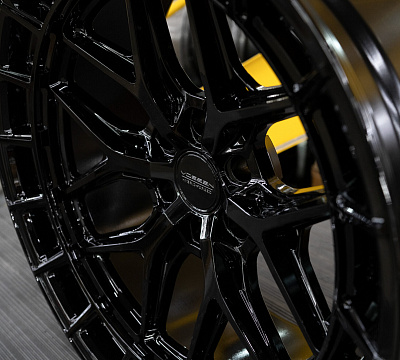 Vossen HFX-1 (6-Lug)