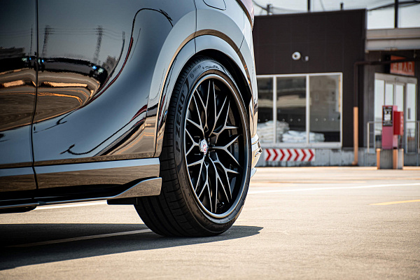 Фото дисков HRE S200H Черный сатин на Lexus RX V
