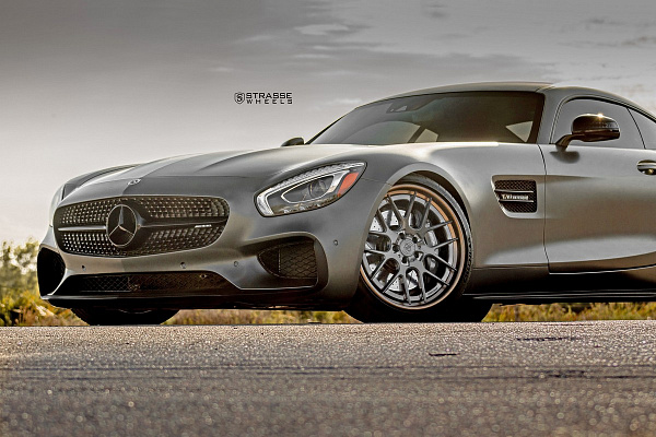 Фото дисков Strasse Wheels SM7 Deep Concave FS Другой цвет на Mercedes-Benz AMG GT I