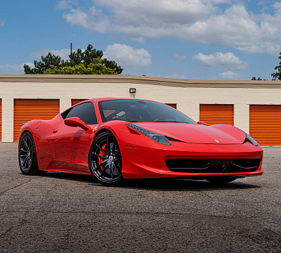 Фото дисков HRE P104 на Ferrari 458