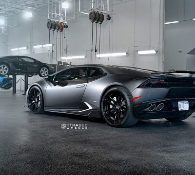 Фото дисков Strasse Wheels SV1 Deep Concave Monoblock на Lamborghini Huracan