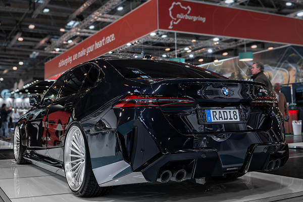 Фото дисков Radi8 R802.1 Глянцевый лак на BMW 5/M5 (G60/G90)