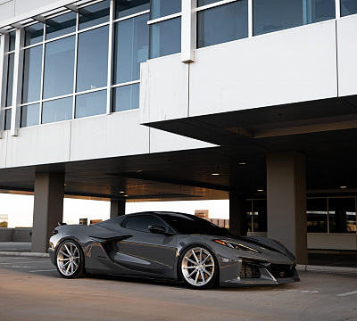 Фото дисков Brixton Forged R11-R на Chevrolet Corvette C8