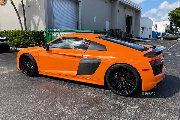 Фото дисков Strasse Wheels SV10M Deep Concave FS Другой цвет на Audi R8 (4S)