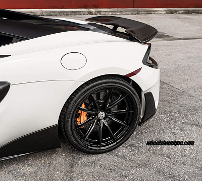 Фото дисков HRE S104SC на McLaren 600