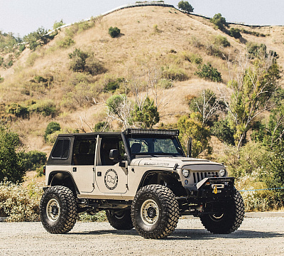 Фото дисков Black Rhino ARMORY на Jeep Wrangler III (JK)