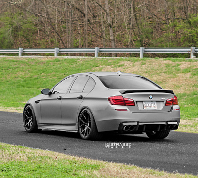 Фото дисков Strasse Wheels SM5R Deep Concave Monoblock на BMW 5/M5 (F10)