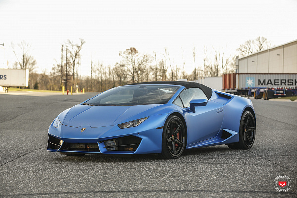 Фото дисков Vossen S17-03 (3-Piece) Черный глянец на Lamborghini Huracan
