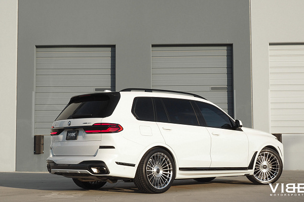 Фото дисков Vossen HF-8 Глянцевый лак на BMW X7 (G07)