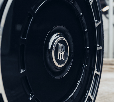 Фото дисков Vossen HF-9 на Rolls-Royce Cullinan