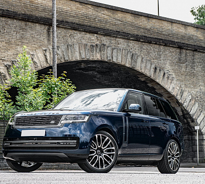 Фото дисков Kahn Pace Car на Range Rover V