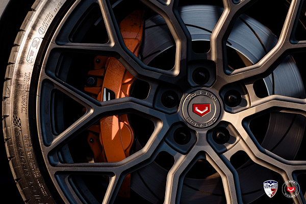 Фото дисков Vossen S17-01 Матовый графит на Lexus GS IV