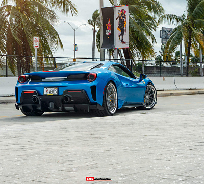 Фото дисков HRE S104SC на Ferrari 488