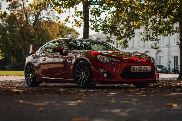 Фото дисков Bola CSR Глянцевый графит на Toyota GT86