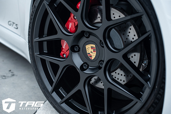 Фото дисков HRE FF01 Черный сатин на Porsche Boxster III