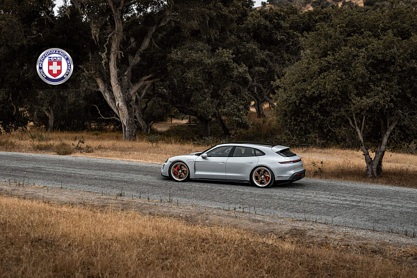 Фото дисков HRE 522 Сатиновая бронза на Porsche Taycan I