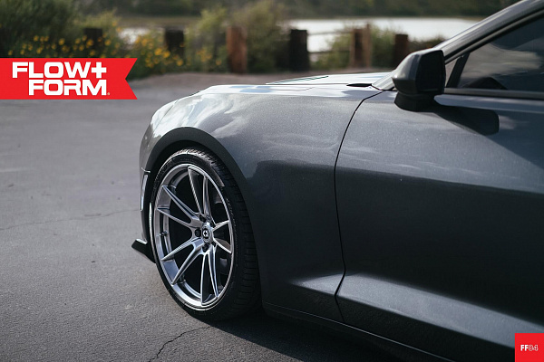 Фото дисков HRE FF04 Серебро на Chevrolet Camaro VI
