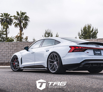 Фото дисков HRE P101SC на Audi E-tron GT