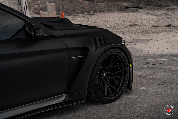 Фото дисков Vossen M-X3 (3-Piece) Черный сатин на BMW 4/M4 (F32/F82)