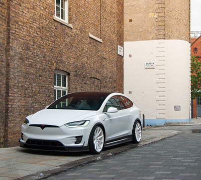 Фото дисков Vossen VFS-1 на Tesla Model X