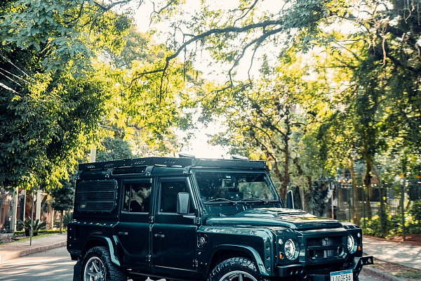 Фото дисков HRE HD188 Глянцевый тонированный лак на Land Rover Defender I