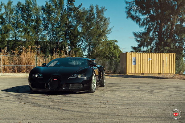 Фото дисков Vossen EVO-2R Глянцевый лак на Bugatti Veyron