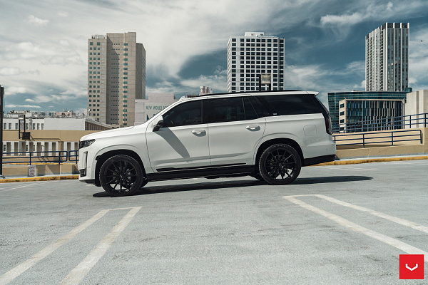 Фото дисков Vossen HF6-1 Черный сатин на Cadillac Escalade V