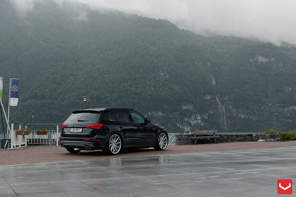 Фото дисков Vossen CVT Серебро на Audi Q5 (8R)