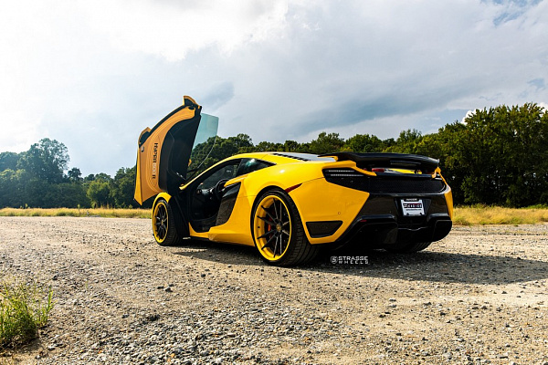 Фото дисков Strasse Wheels SV1 Deep Concave FS Другой цвет на McLaren 650S