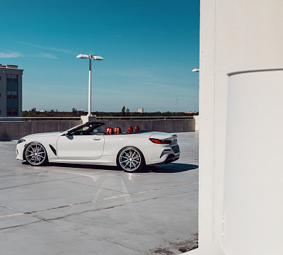 Фото дисков Vossen HF-3 на BMW 8/M8