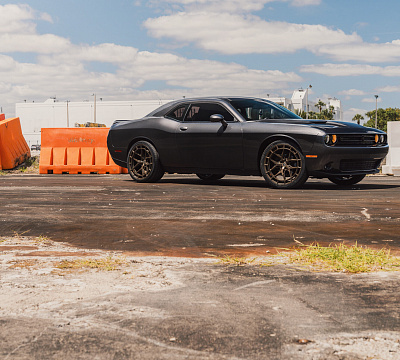 Фото дисков Vossen HFX-1 (5-Lug) на Dodge Challenger III