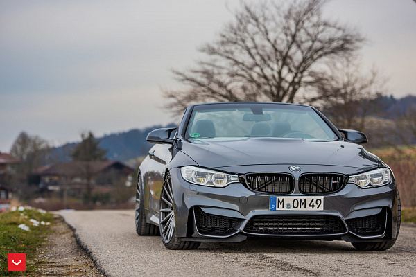 Фото дисков Vossen VFS-2 Глянцевый графит на BMW 4/M4 (F32/F82)