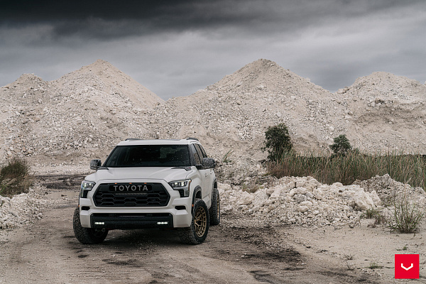 Фото дисков Vossen HFX-1 (6-Lug) Сатиновая бронза на Toyota Sequoia III