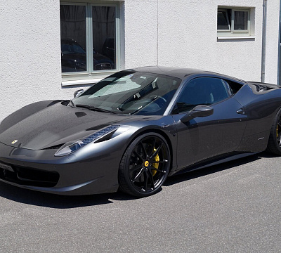 Фото дисков HRE P104 на Ferrari 458