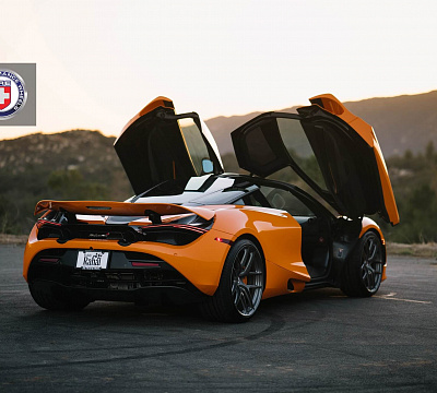 Фото дисков HRE R101 Lightweight на McLaren 720S