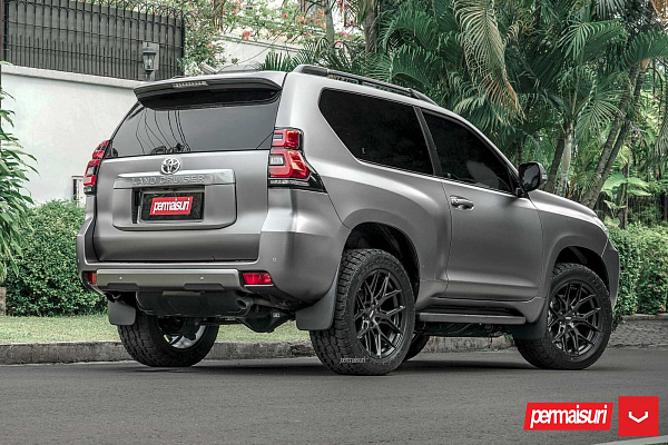Фото дисков Vossen HF6-4 Черный сатин на Toyota Land Cruiser Prado 150