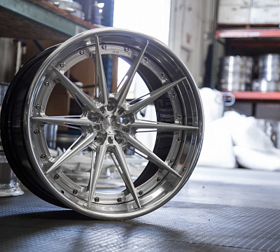 ADV.1 ADV10 Track Spec Advanced Series