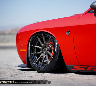 Фото дисков BC Forged HCA162 на Dodge Challenger III