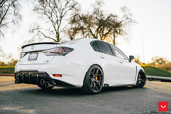 Фото дисков Vossen HF-5 Черный сатин на Lexus GS IV