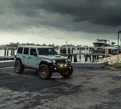 Фото дисков Vossen HFX-1 (5-Lug) на Jeep Wrangler IV (JL)