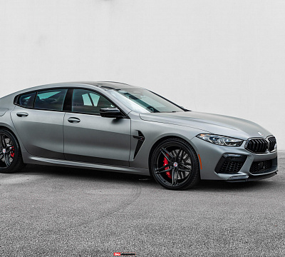 Фото дисков HRE P107SC на BMW 8/M8