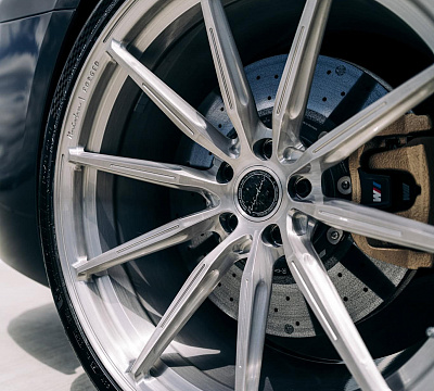Фото дисков Brixton Forged R11-R на BMW 8/M8