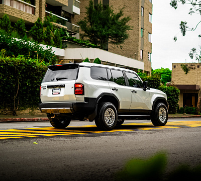 Фото дисков Vossen HFX-1 (6-Lug) на Toyota Land Cruiser Prado 250