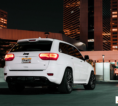 Фото дисков Vossen HF-2 на Jeep Grand Cherokee IV
