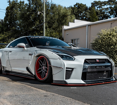 Фото дисков Strasse Wheels SV4 Deep Concave FS на Nissan GT-R